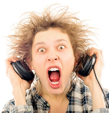 La OMS recomienda escuchar sólo una hora de música al día