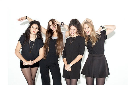 Hinds publican una versión de Thee Headcoats