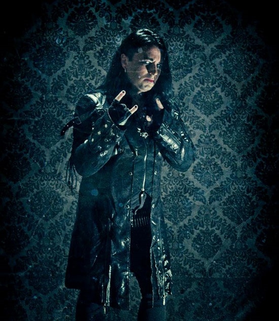 Ángel Rubín estrena nuevo vídeo, "La revolución"