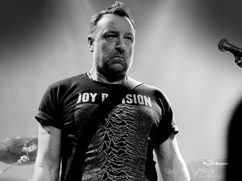Peter Hook, todo Joy Division en un concierto