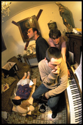 SUS PROBLEMAS CON LAS MUJERES