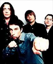 HEDONISMO TRAS EL BOMBARDEO