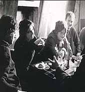 JOHNNY MARR VUELVE AL ESTUDIO