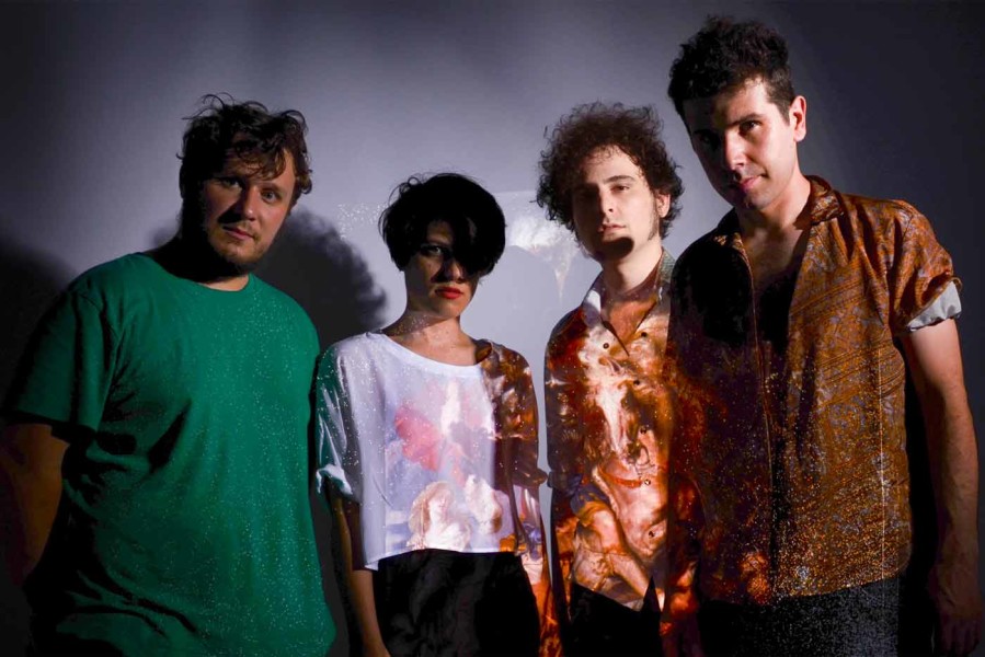 TrianguloDeAmorBizarro