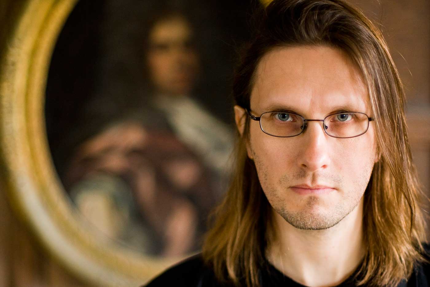 Steven Wilson anuncia detalles de su nuevo disco, "To The Bone"