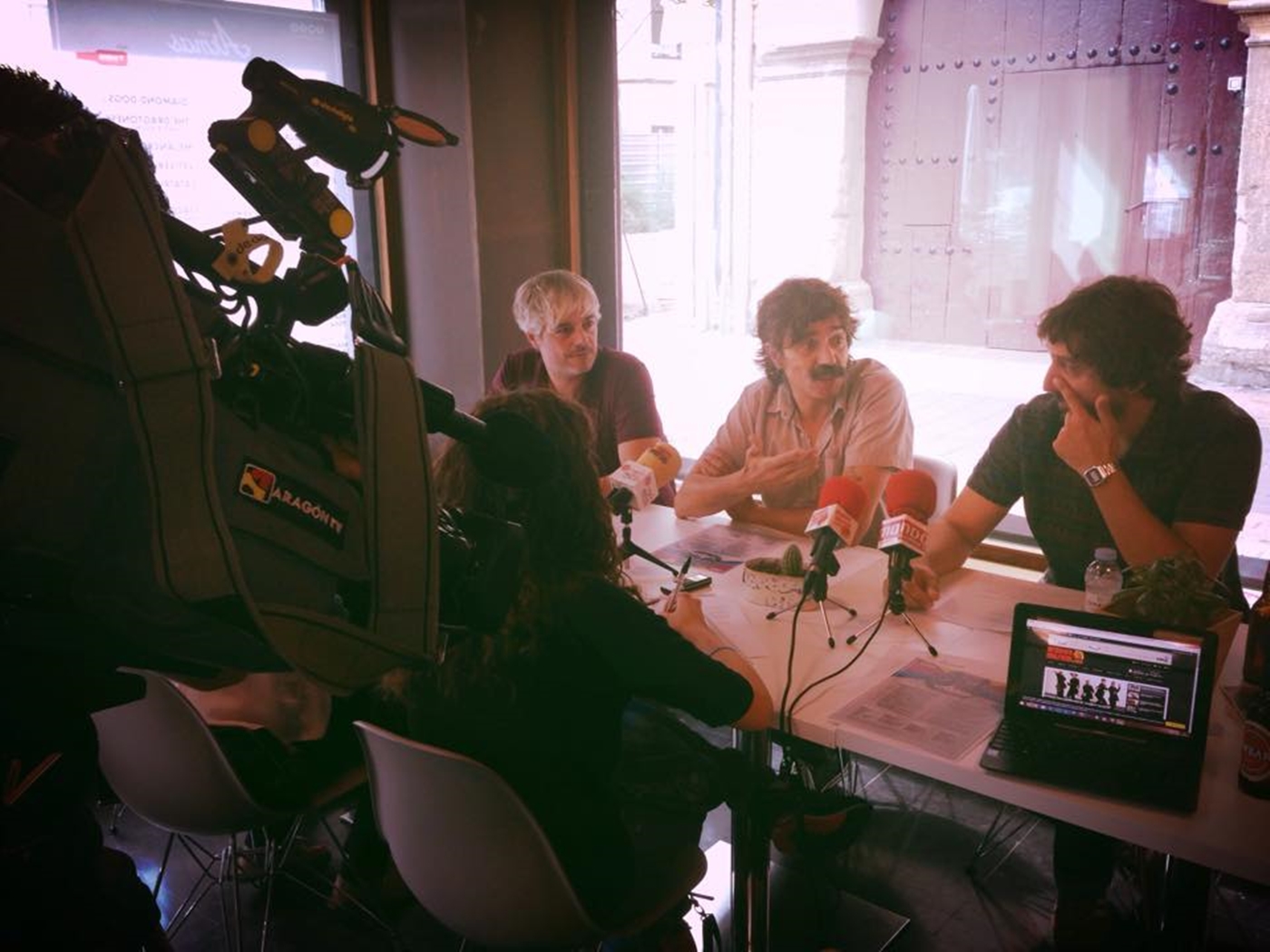 Las Armas no cobrará a los menores de 21