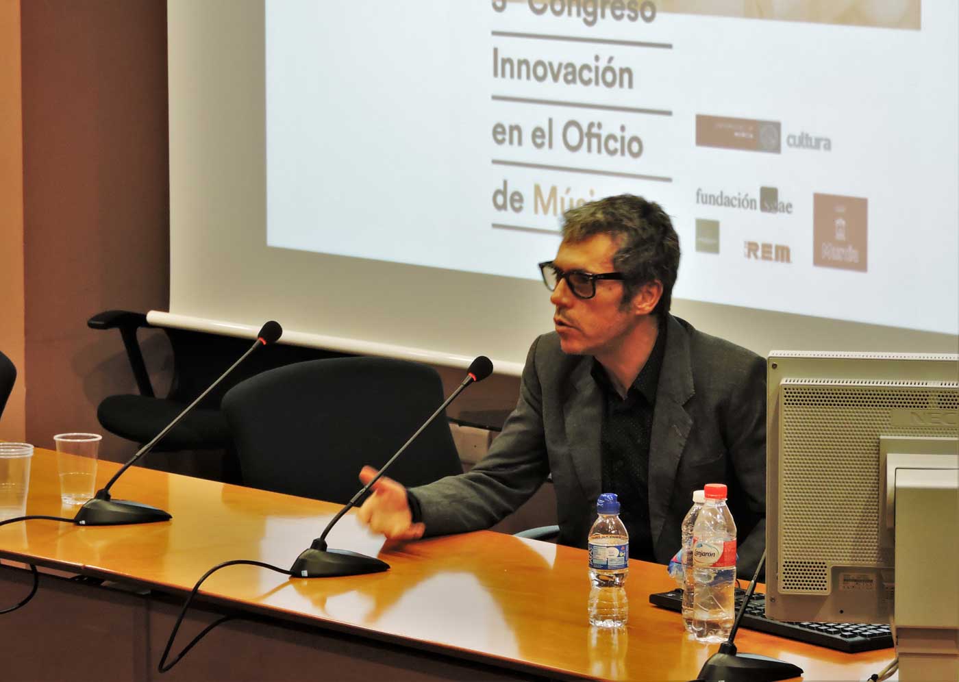 Iván Ferreiro se vuelca con el BigUp! Murcia