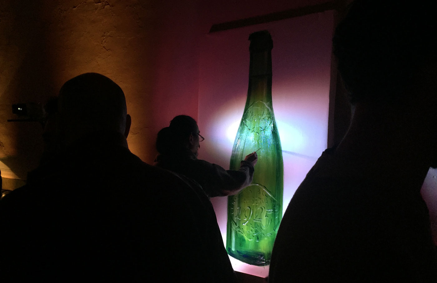 Alhambra Reserva 1925 nos invitó a su fiesta clandestina en Granada