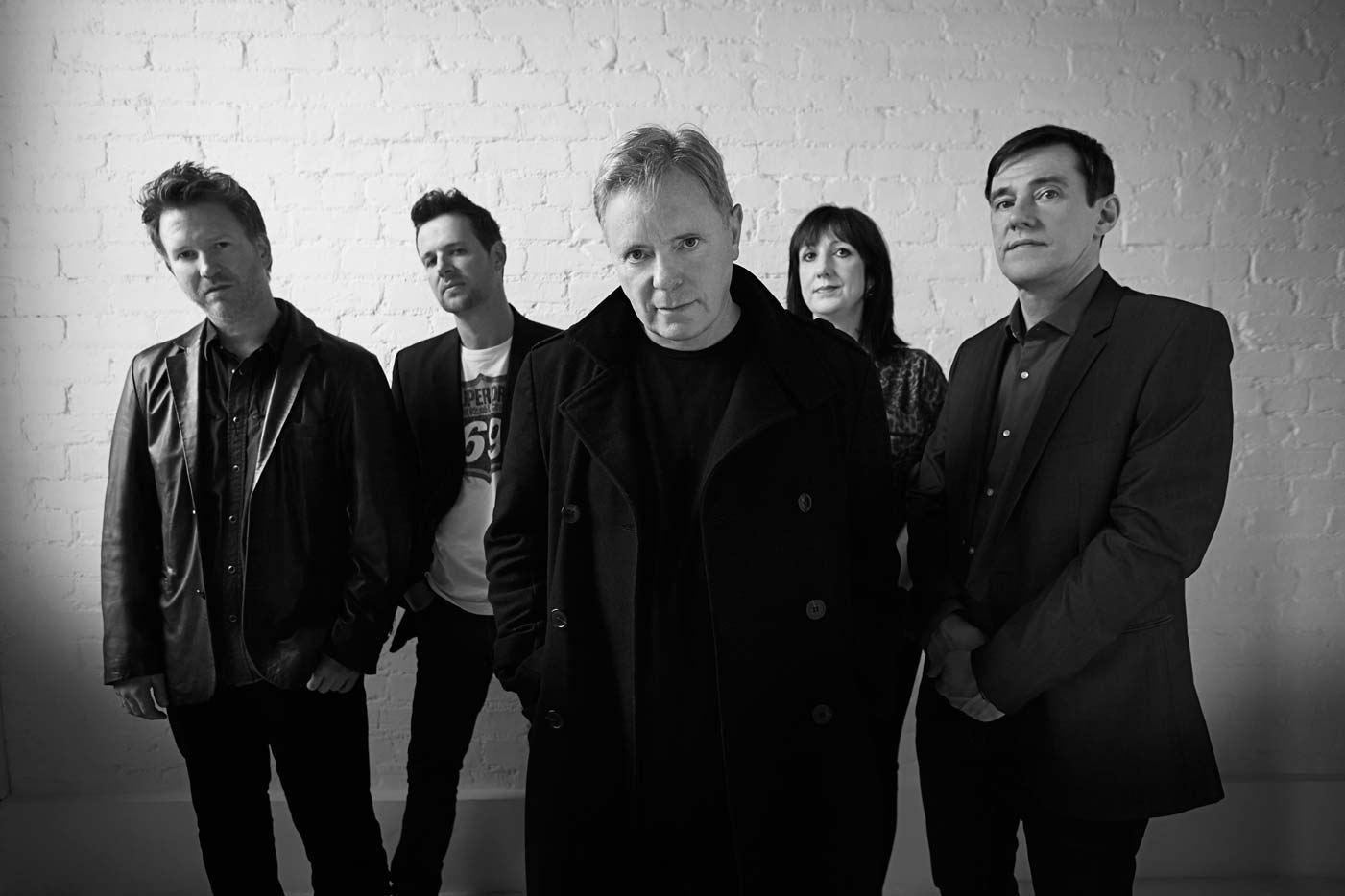 New Order estrenan su nuevo single "Be A Rebel