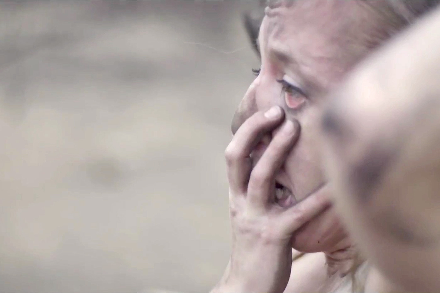 A Raisa "se les van las cabras" en su clip