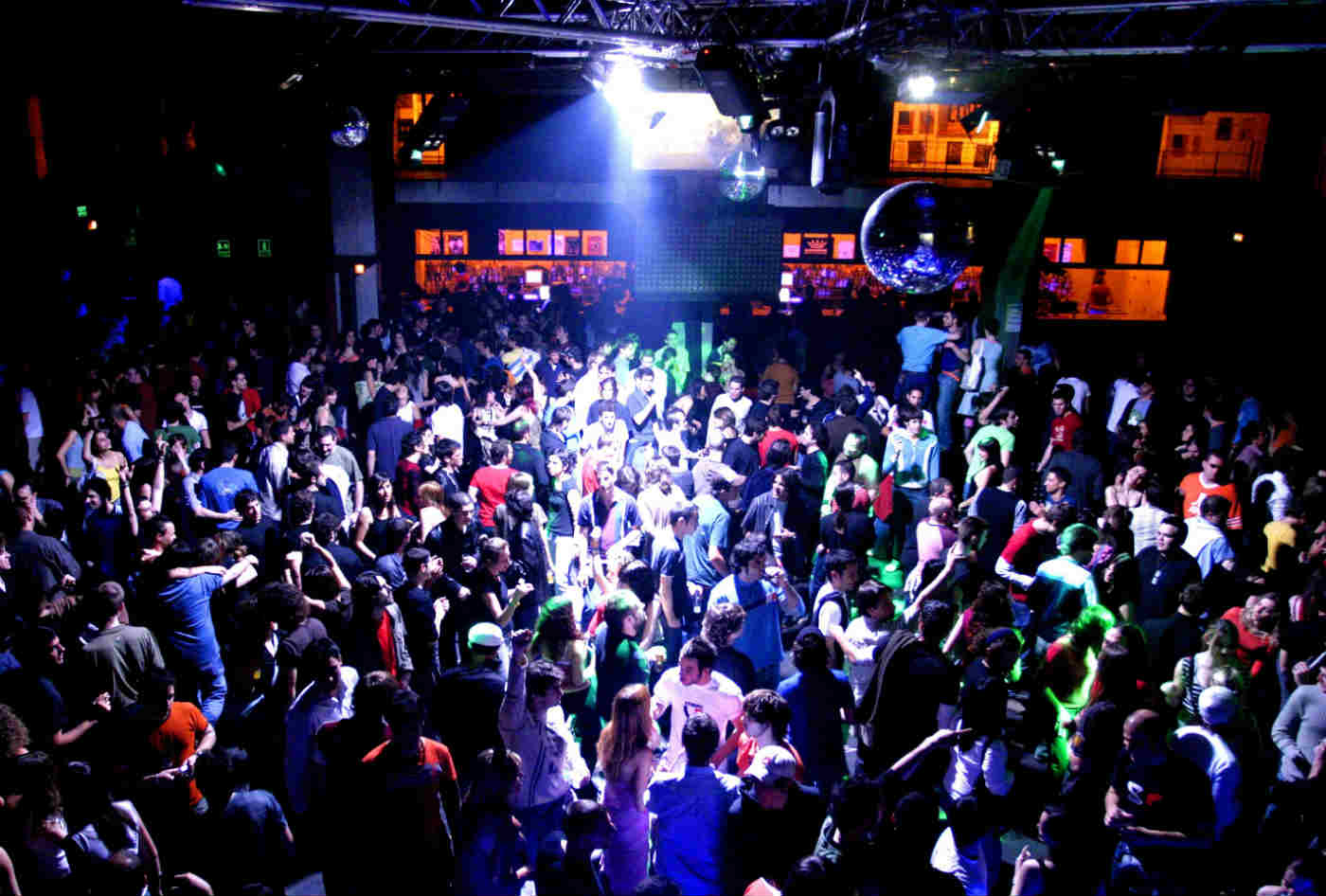 DEMOZZ, concurso de bandas emergentes