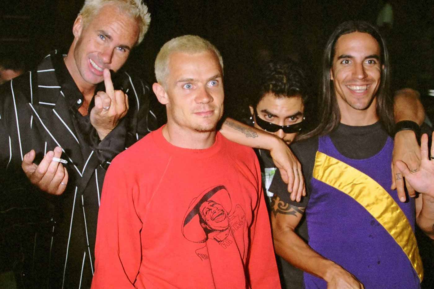 Aparece un tema inédito de Red Hot Chili Peppers con Dave Navarro