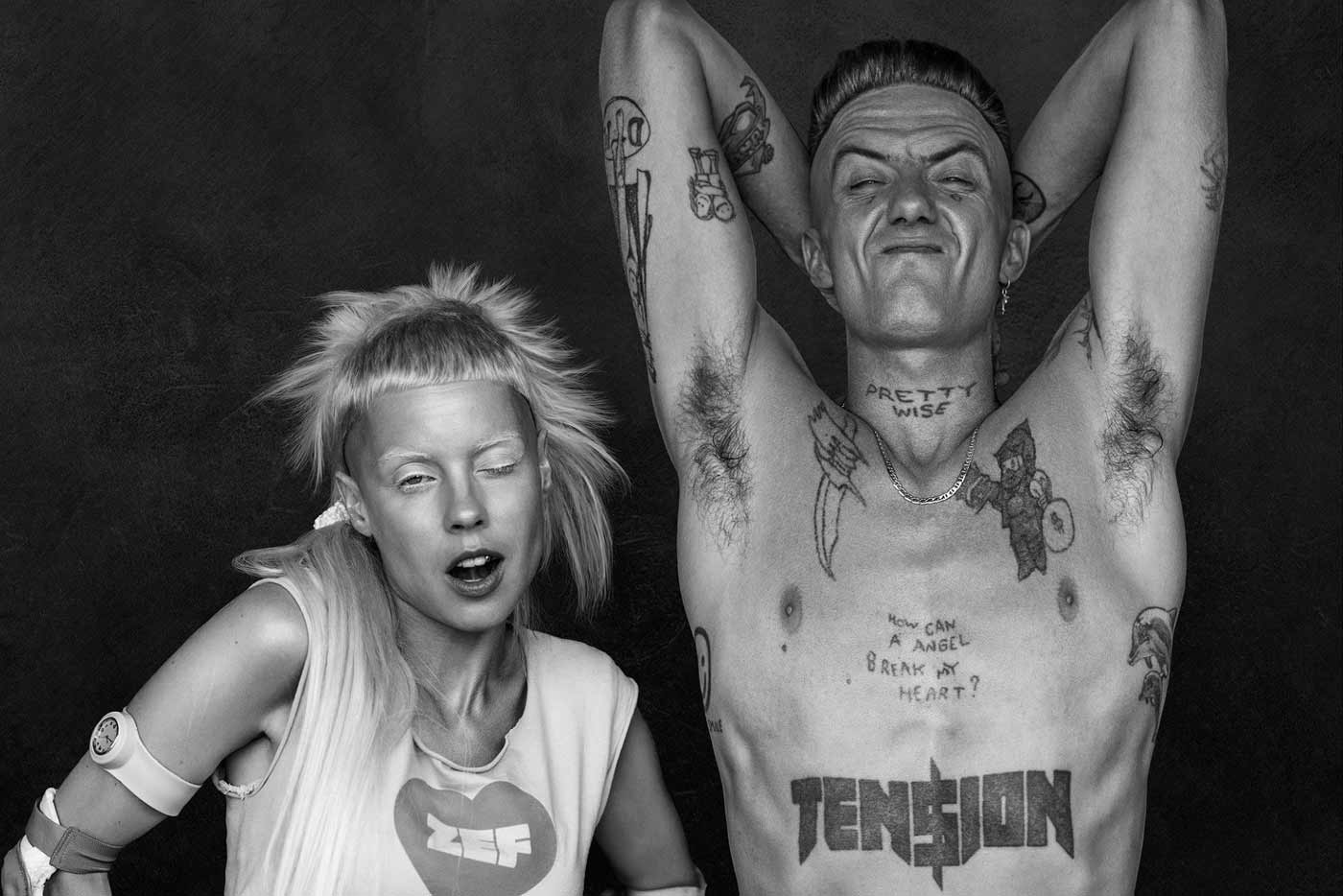 Die Antwoord lanzan la mixtape "Suck On This"