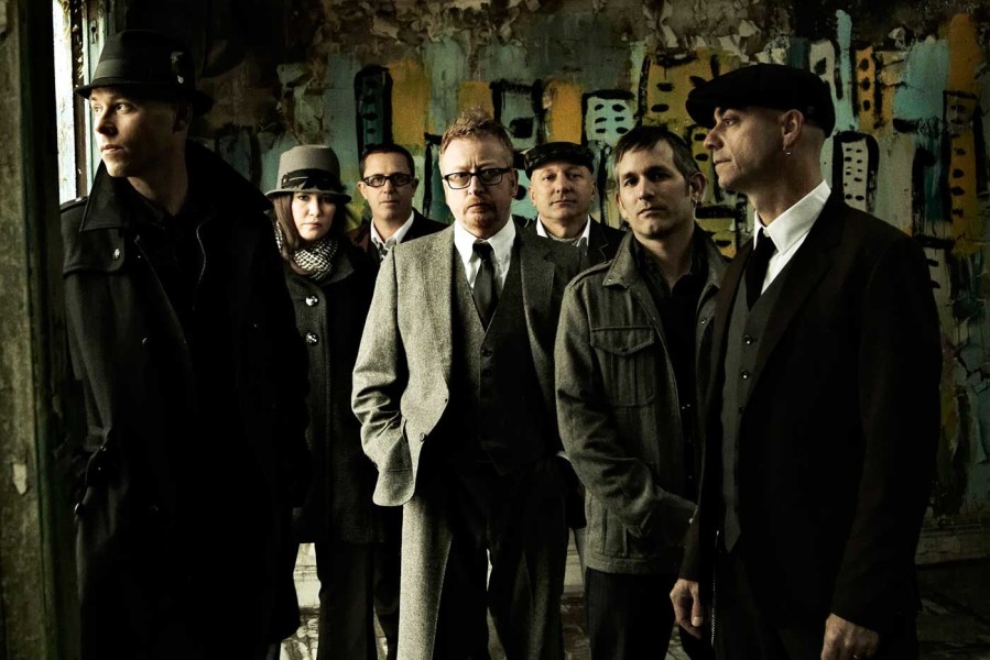Flogging Molly Regresan Con The Hand Of John L Sullivan