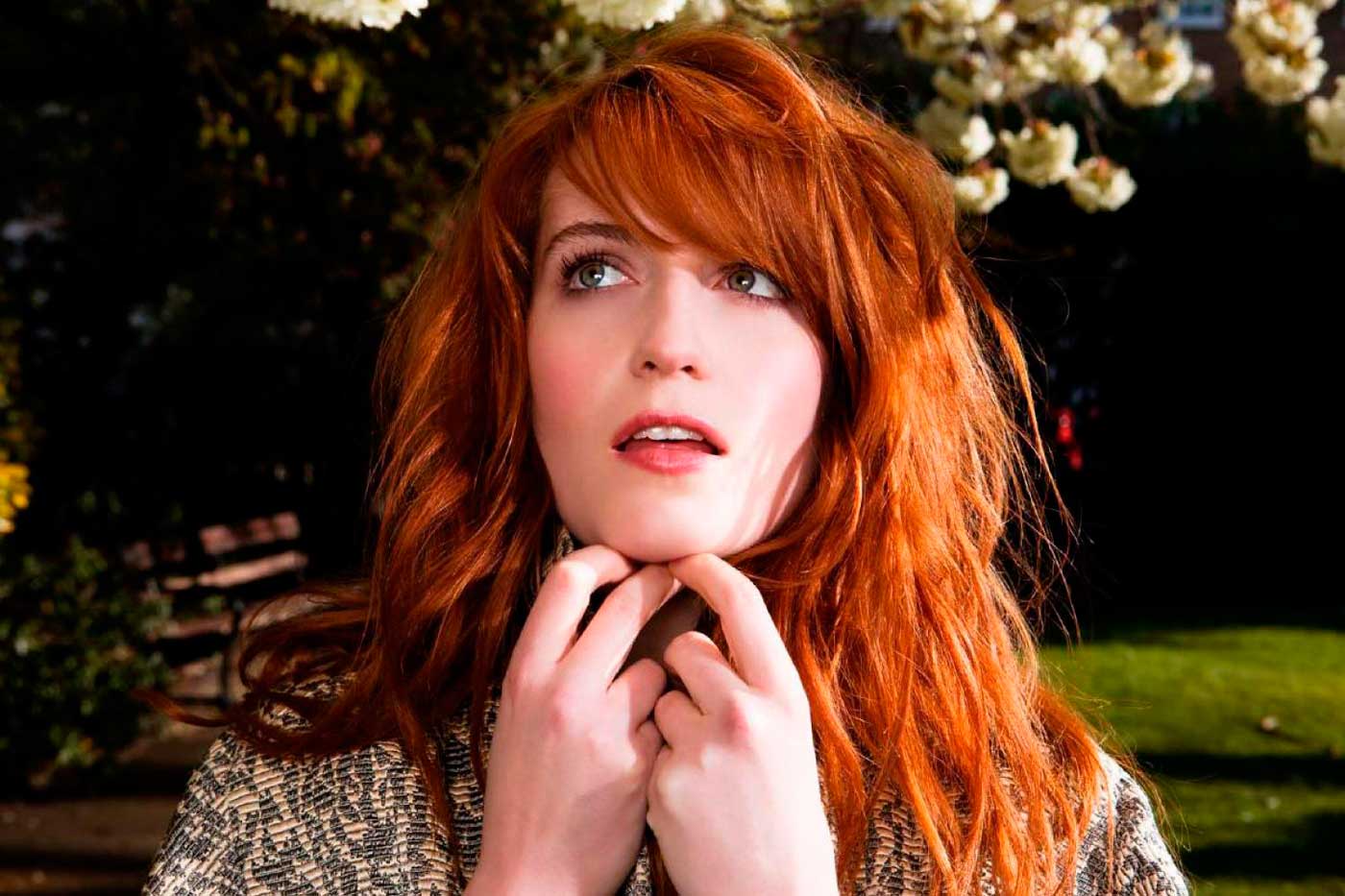 Florence + The Machine canta para una fan en el hospital