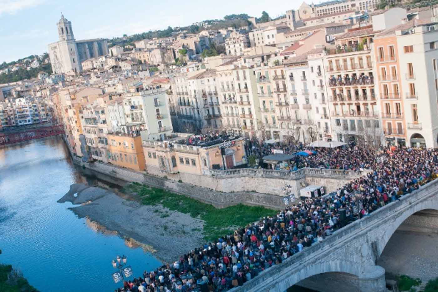Concierto sorpresa para la inauguración del Strenes