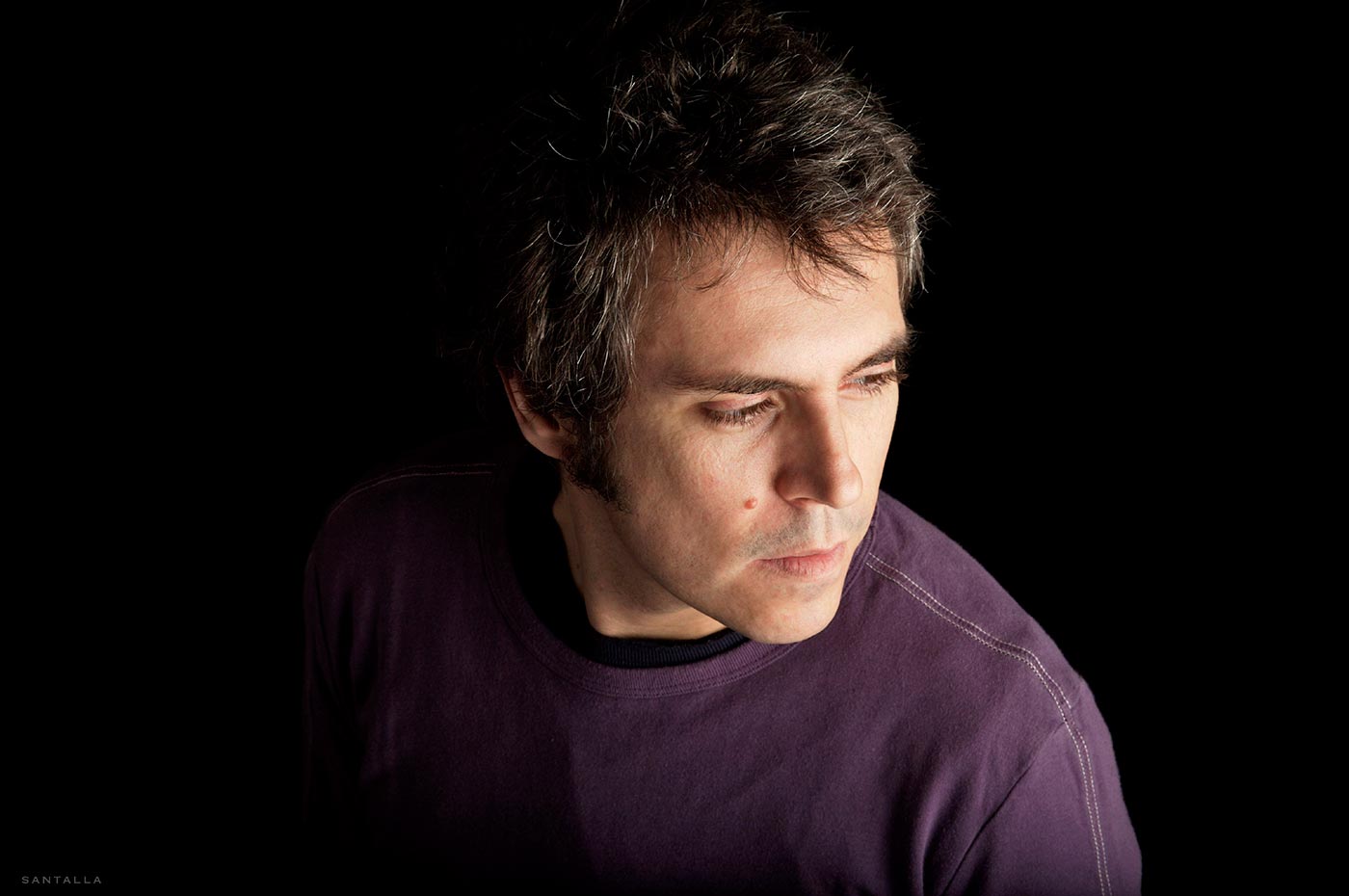 Iván Ferreiro sobre el tejado