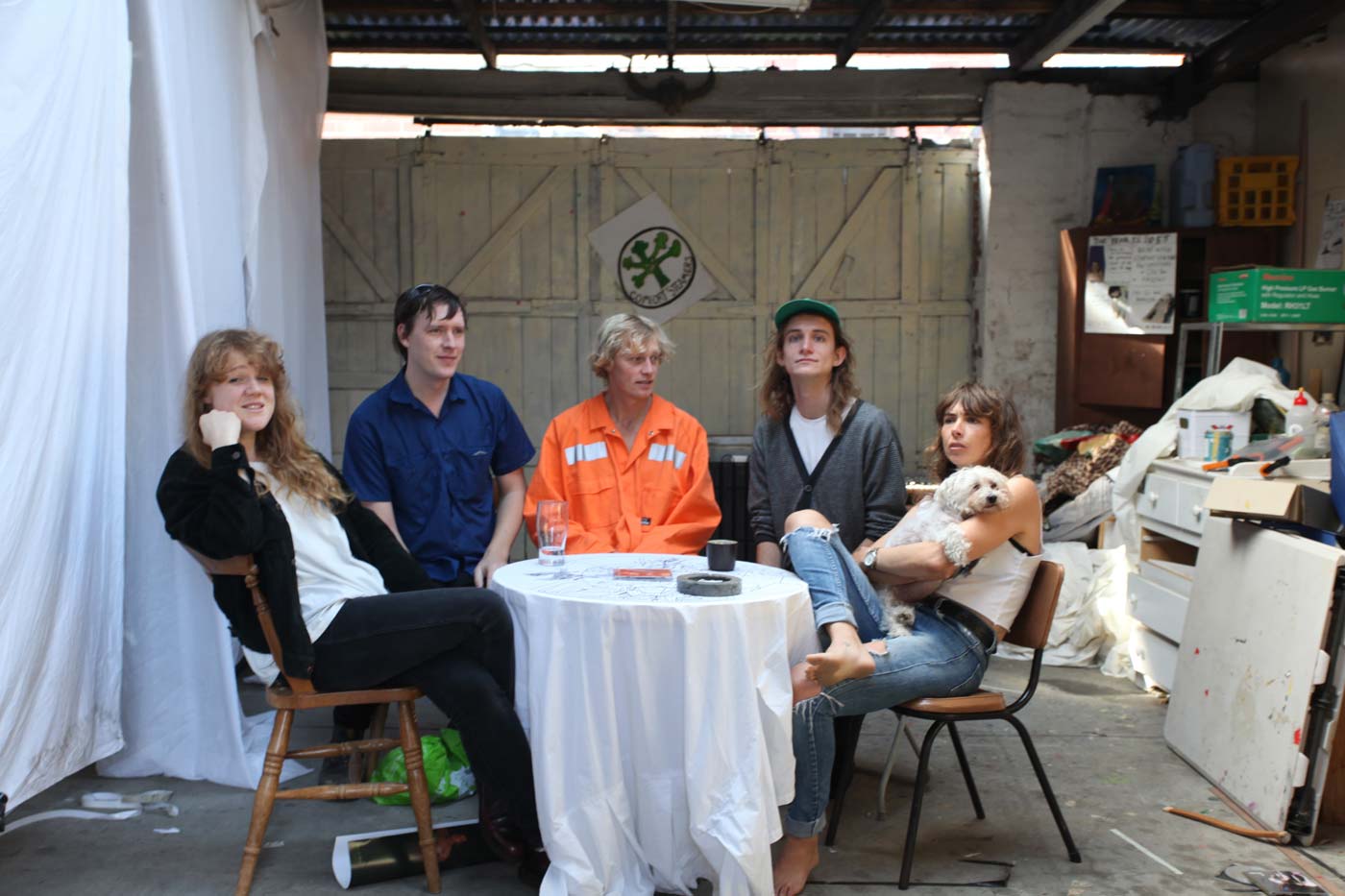 Estrenamos el nuevo single de Scott & Charlene's Wedding