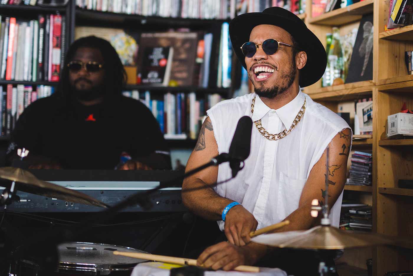 Ya está disponible el concierto de Anderson .Paak para Tiny Desk (NPR)