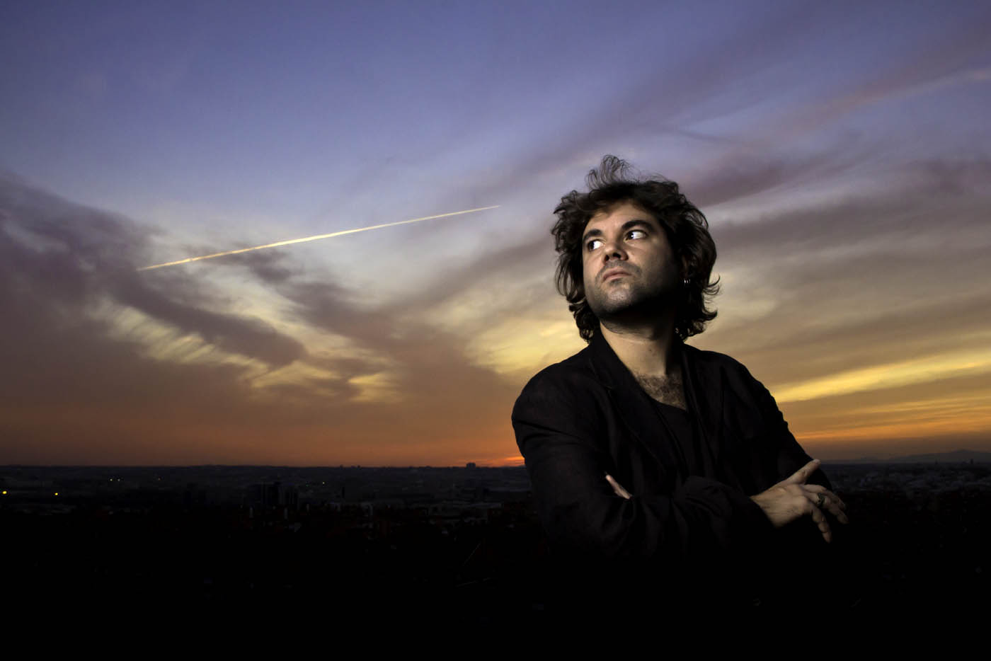 Escucha el nuevo single de Joe Crepúsculo