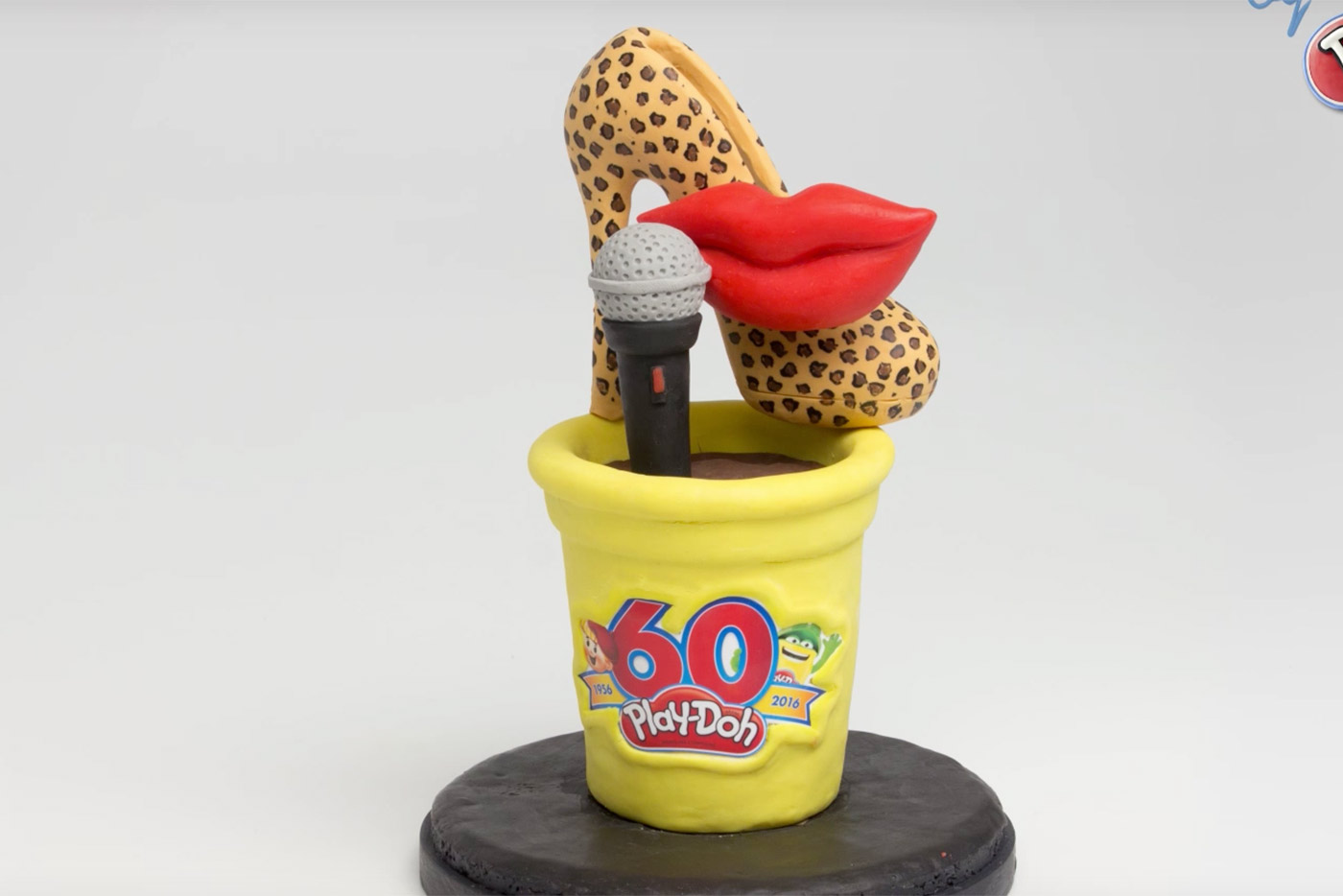 Play-Doh celebra 60 años con cultura pop y solidaridad