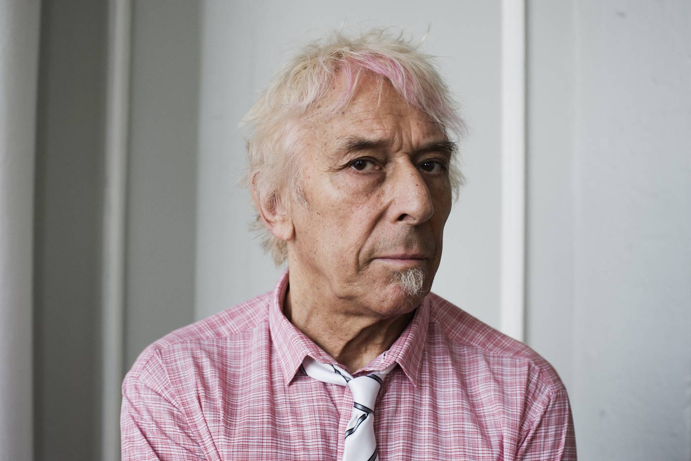 John Cale comparte video animado de su nueva canción "Night Crawling"