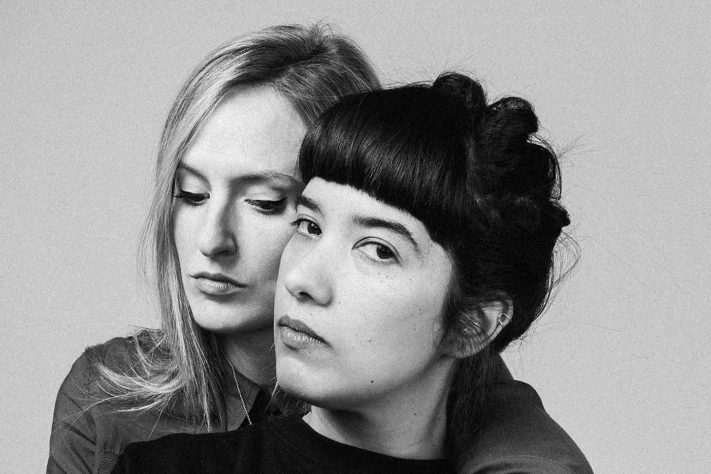 "Hay muchísimas cosas que puedes hacer con bajo, voces y electrónica"