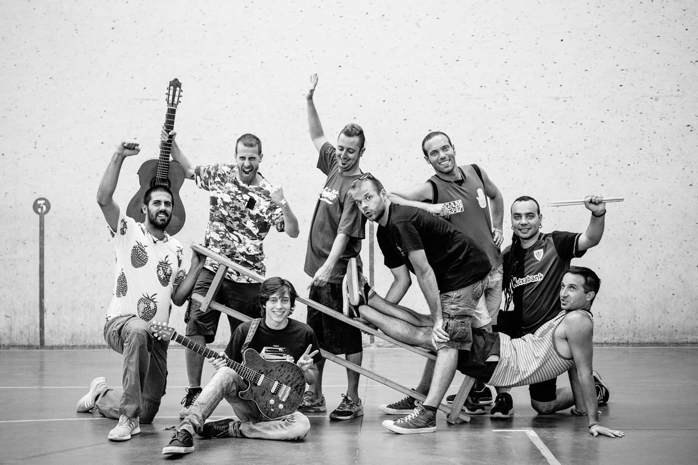 Estrenamos el vídeo de "Revulsiu en el Laboratorio Sonoro" de La Pegatina