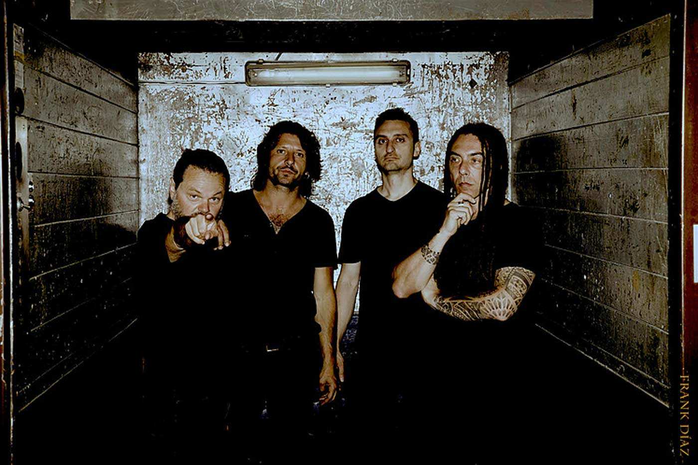 Estrenamos el nuevo LP de Atentoesquivo