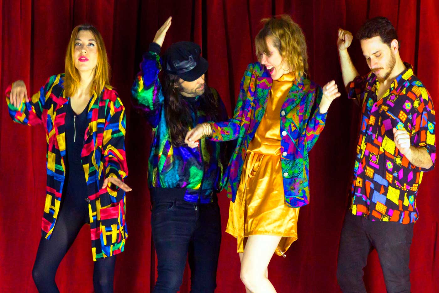 "Nos encanta tocar y hacer de nuestros conciertos un show"