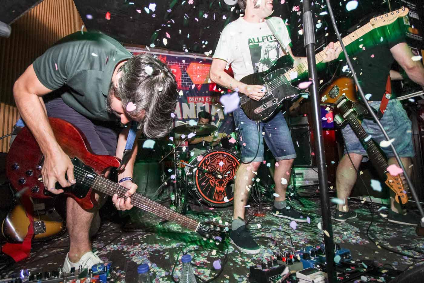 Atención Tsunami On The Road