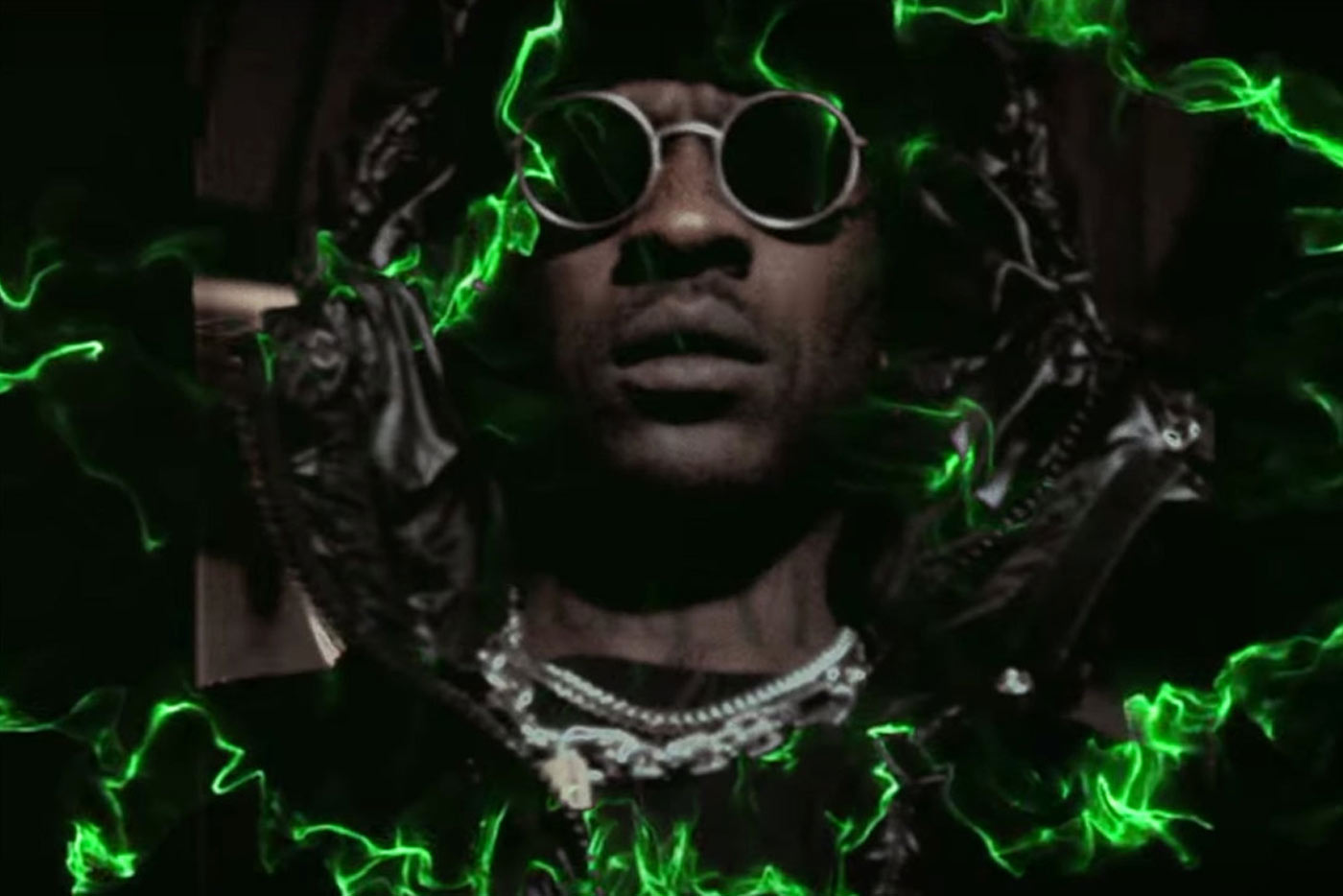 Skepta vuelve acompañado por A$AP Rocky y A$AP Nast en el videoclip de "Ghost Ride"