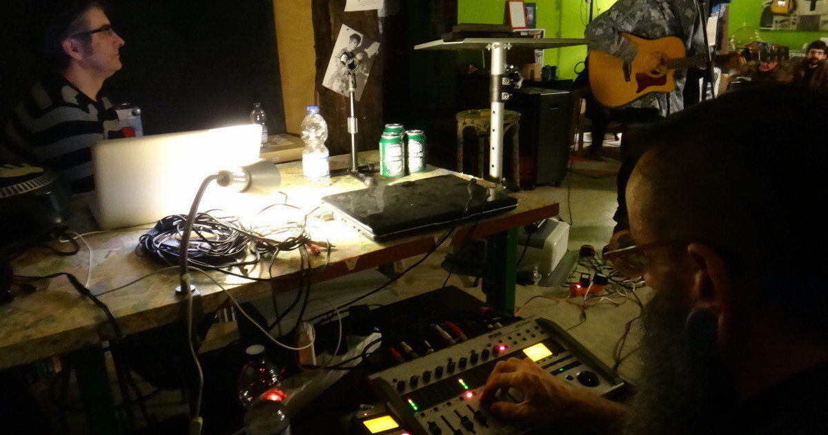 Doble cita en la agenda de Eureka