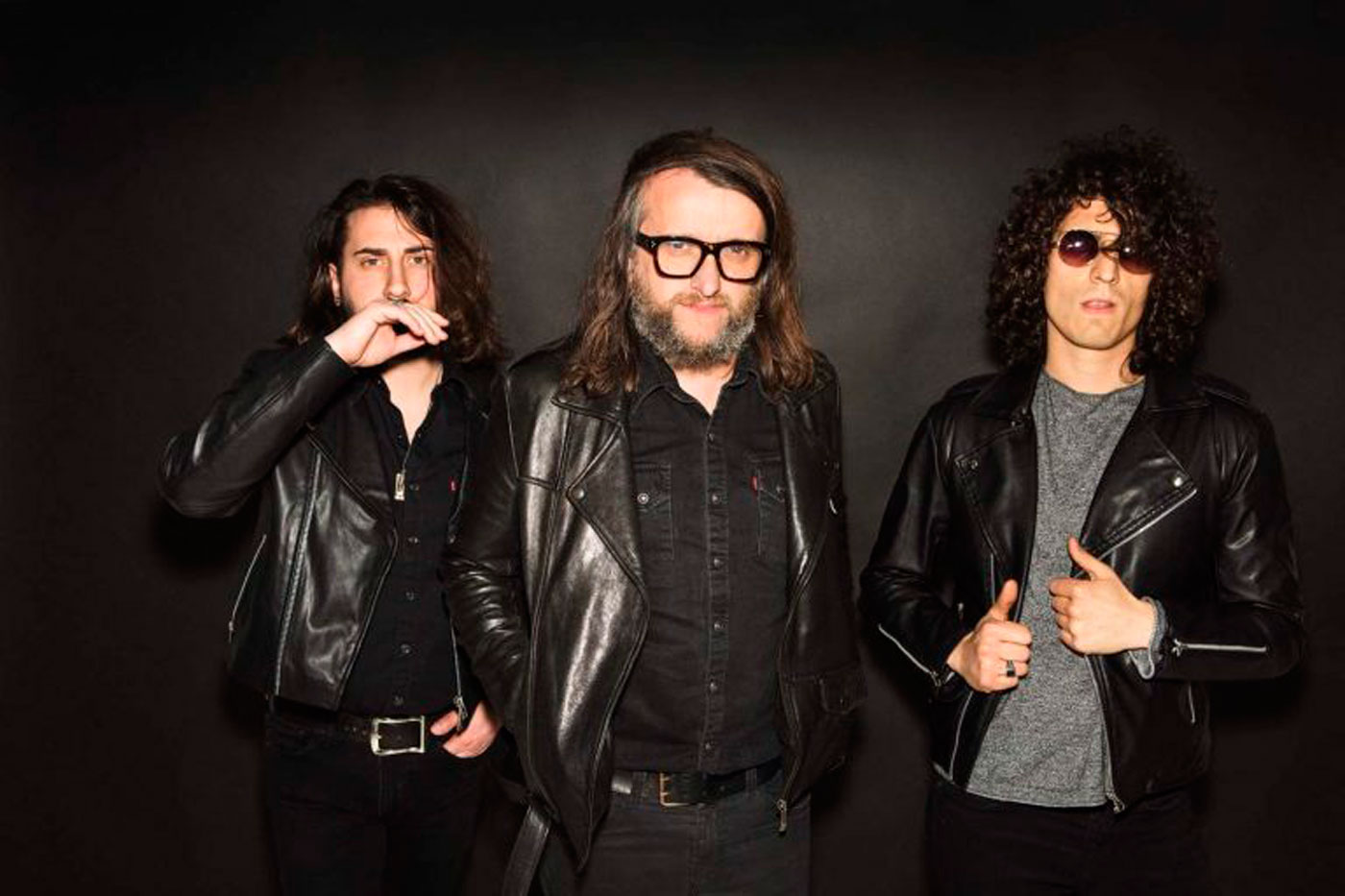 Amor Germanio pista a pista