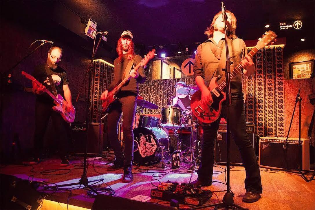 Aitor Ochoa & Mad Mule presentan su primer disco "All These Words Will Die Before The Morning"