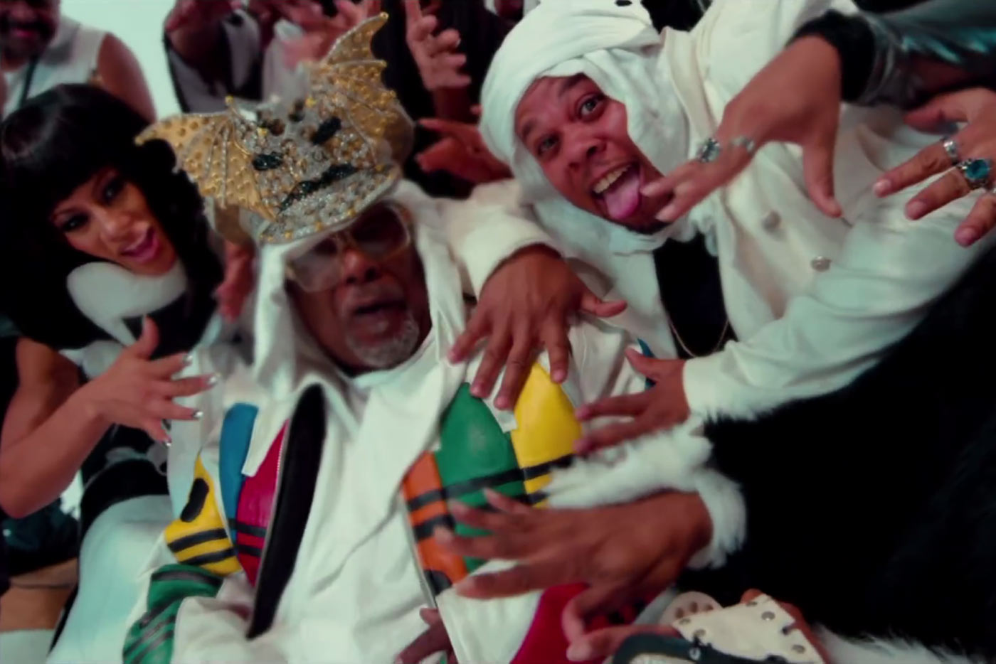 Parliament publican el vídeo de “I’m Gon Make U Sick O’Me”