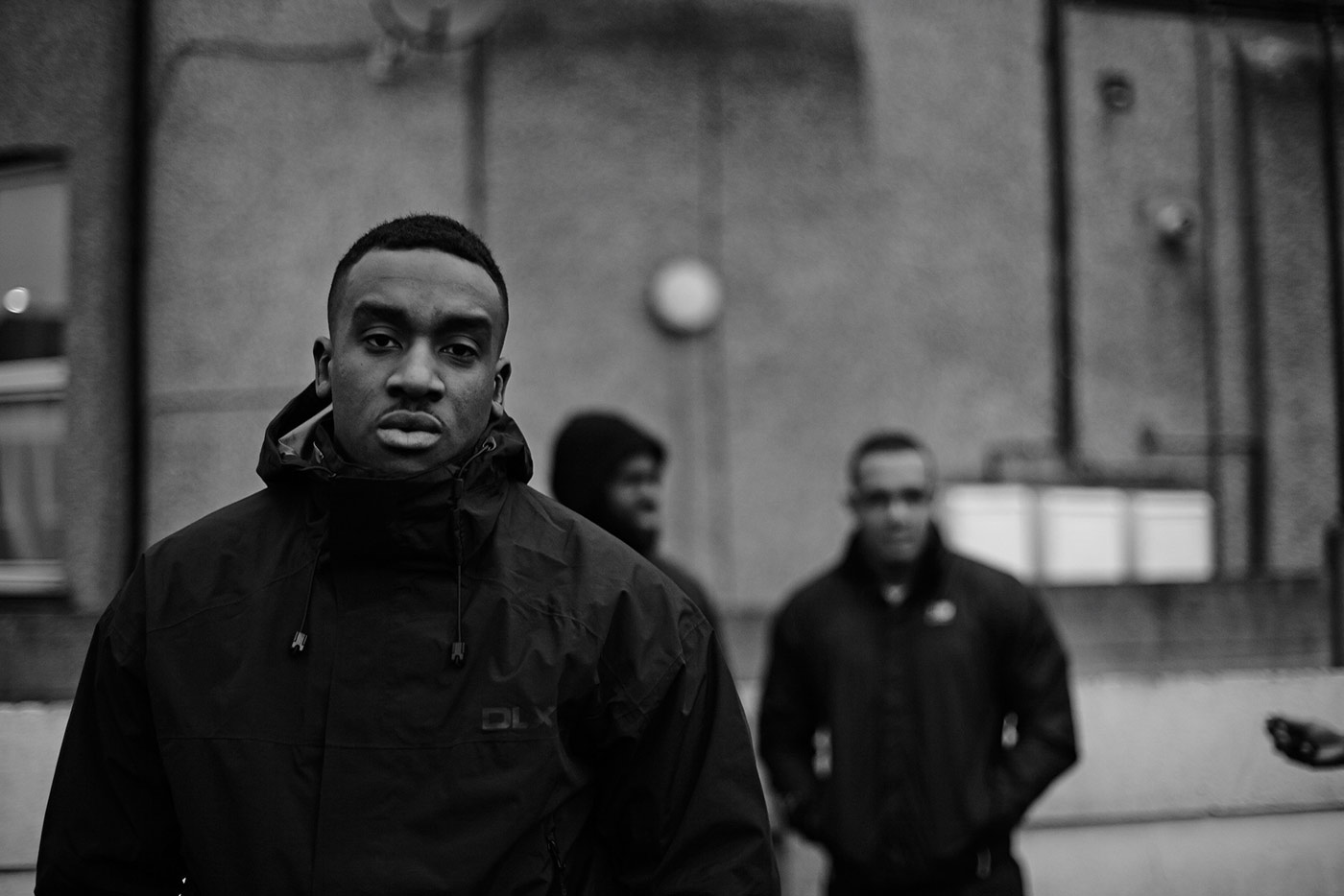 Bugzy Malone hospitalizado tras un grave accidente de moto