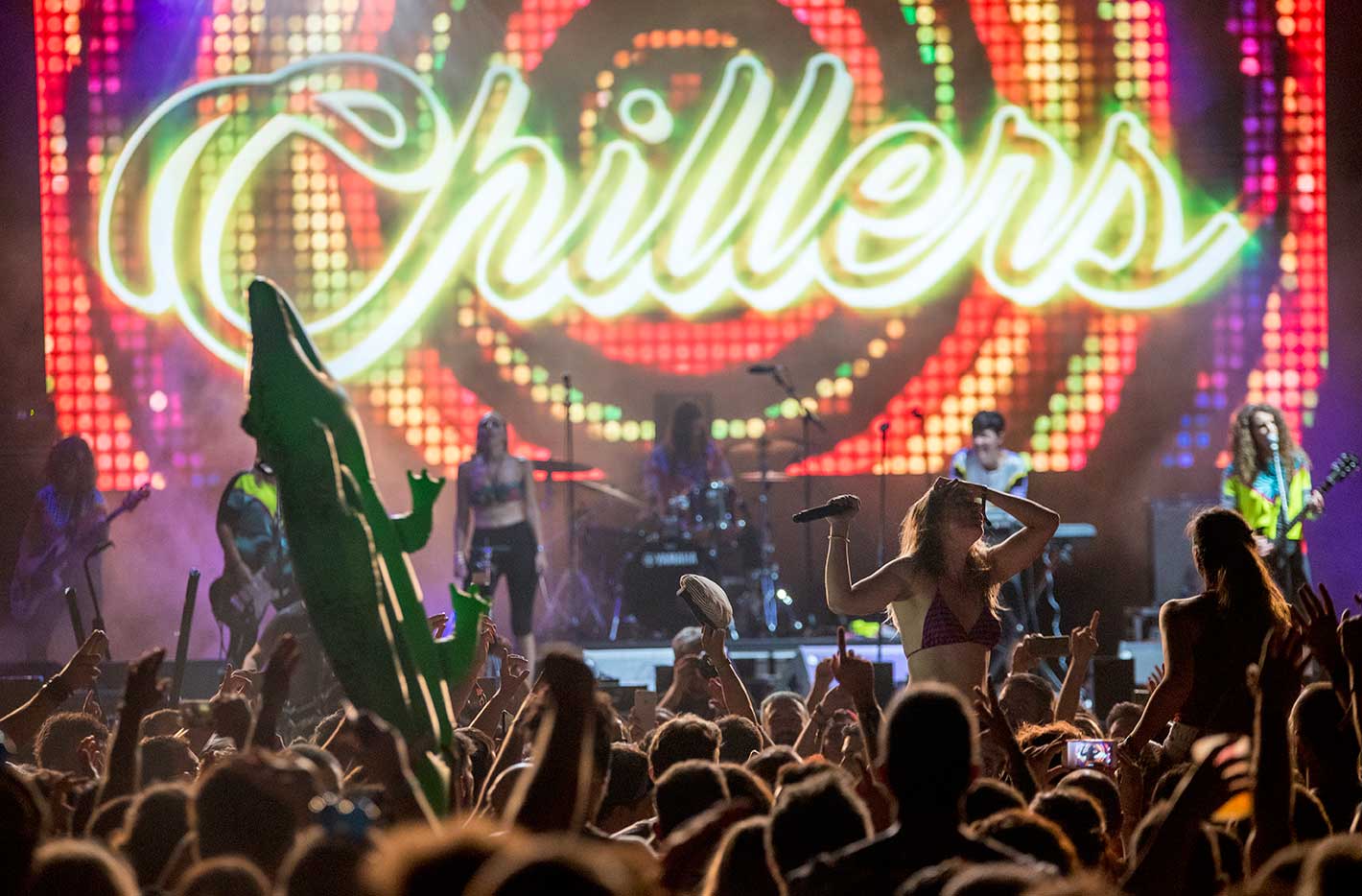 Fiesta presentación Tomavistas 2019 con Amatria y Las Chillers