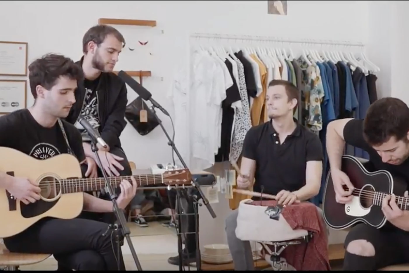 Estrenamos vídeo de "Deporte en Vano", canción de Medalla