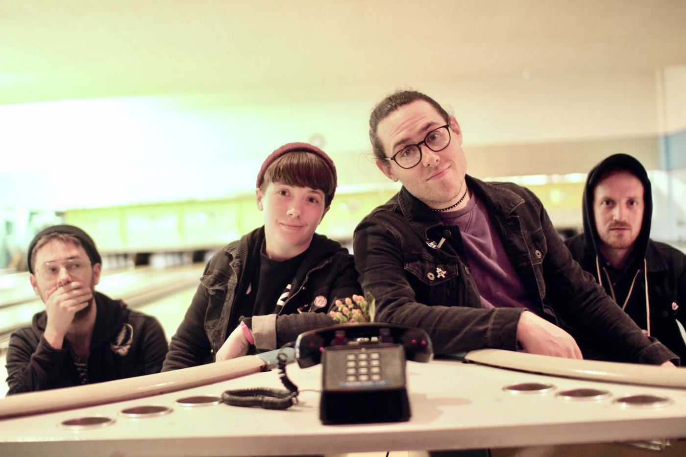 Martha anuncian nuevo álbum, "Love Keeps Kicking"