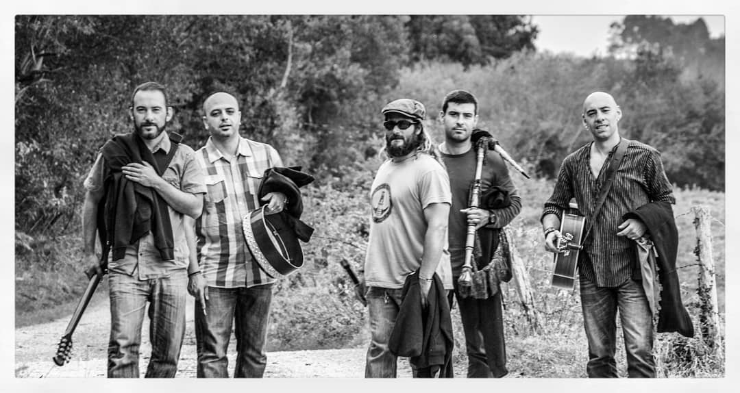 Cahórnega presenta su nuevo disco "Adra"