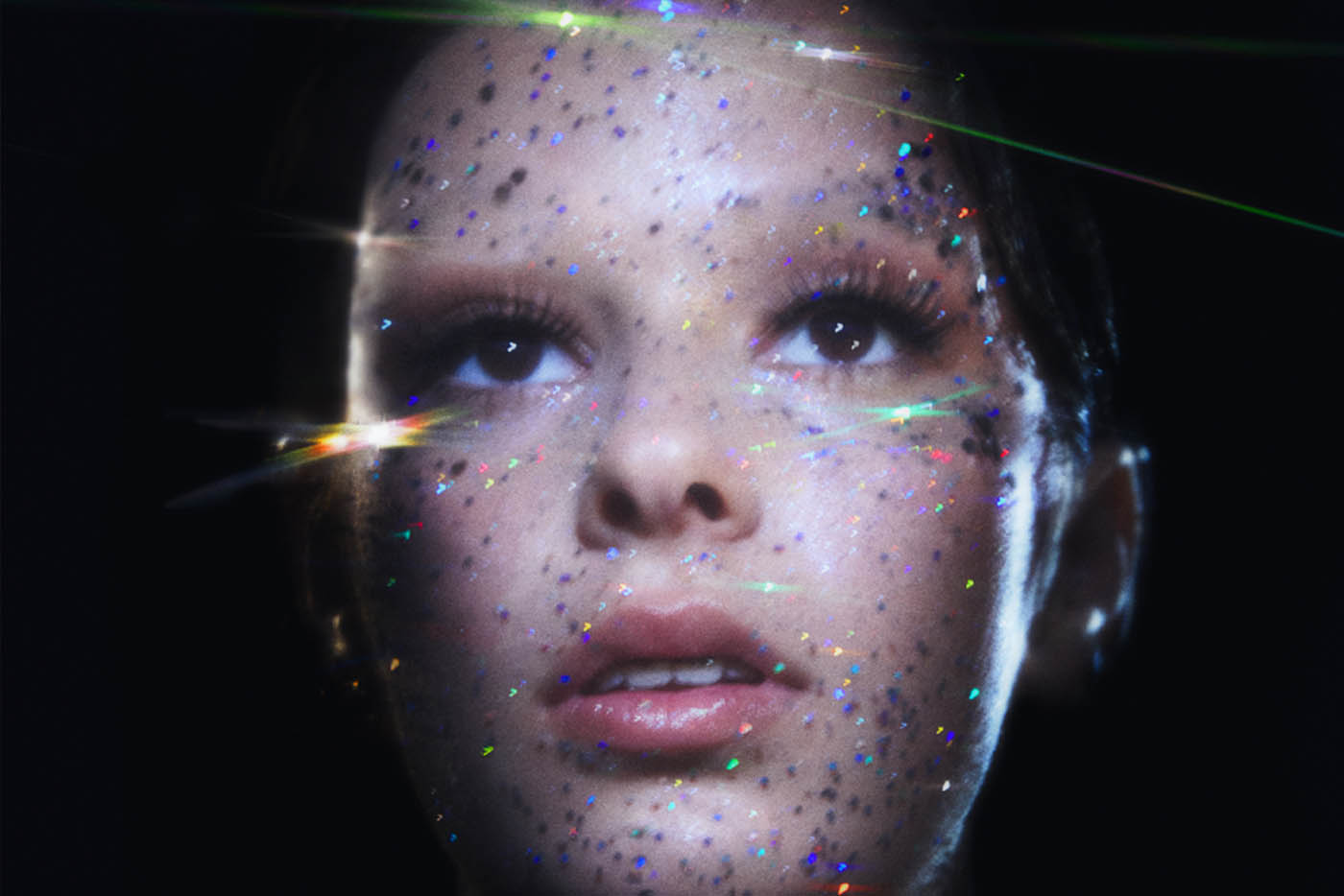 DORA lanza "Saving Star", su primer single