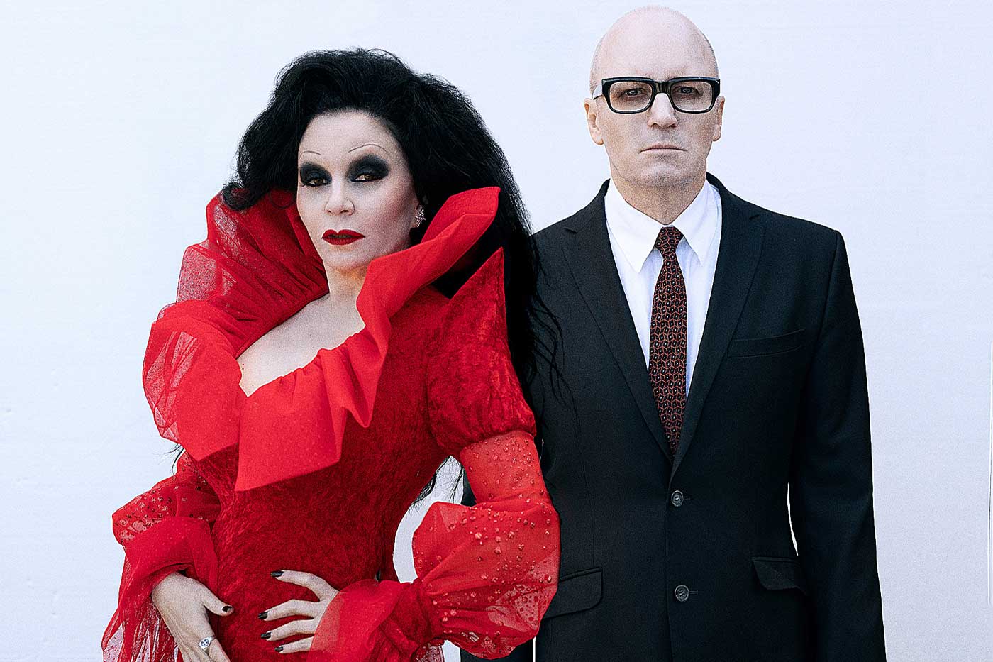 "Nuestra labor no es acercarnos al público joven"