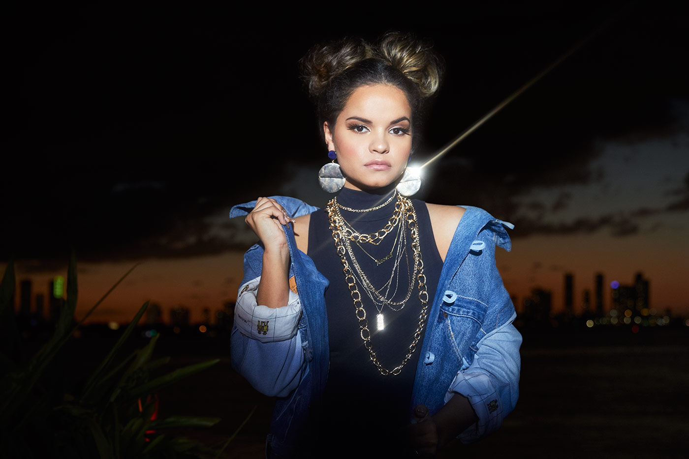 Aleesha estrena nuevo vídeo junto a Alizzz, “Myself Again”