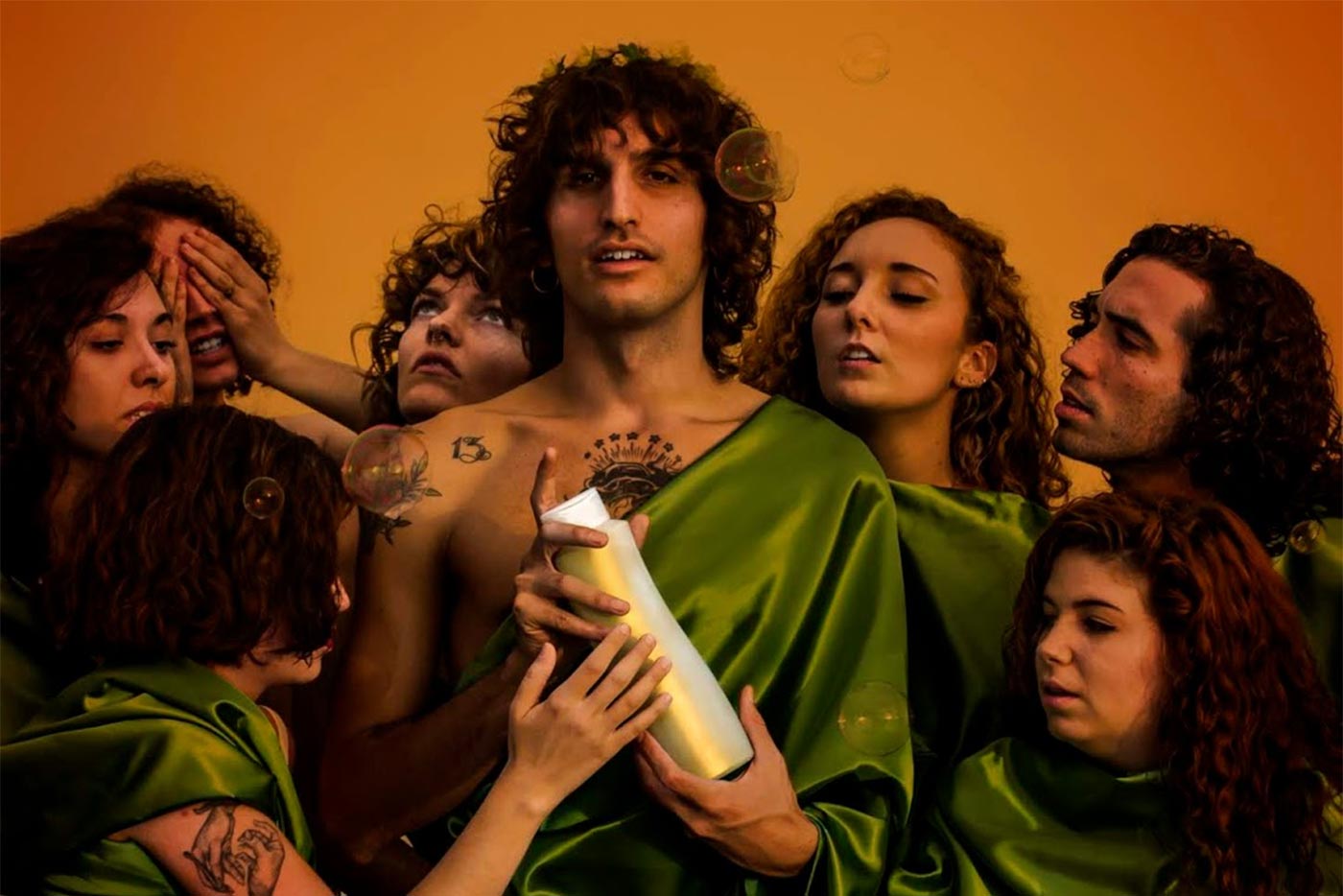 Clara Te Canta y La Dani con Estereotipo, nuevo Directo Salvaje