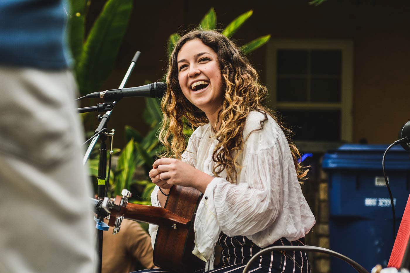 Este domingo llega a Barcelona el Sofar Sounds de la mano de Cinzano