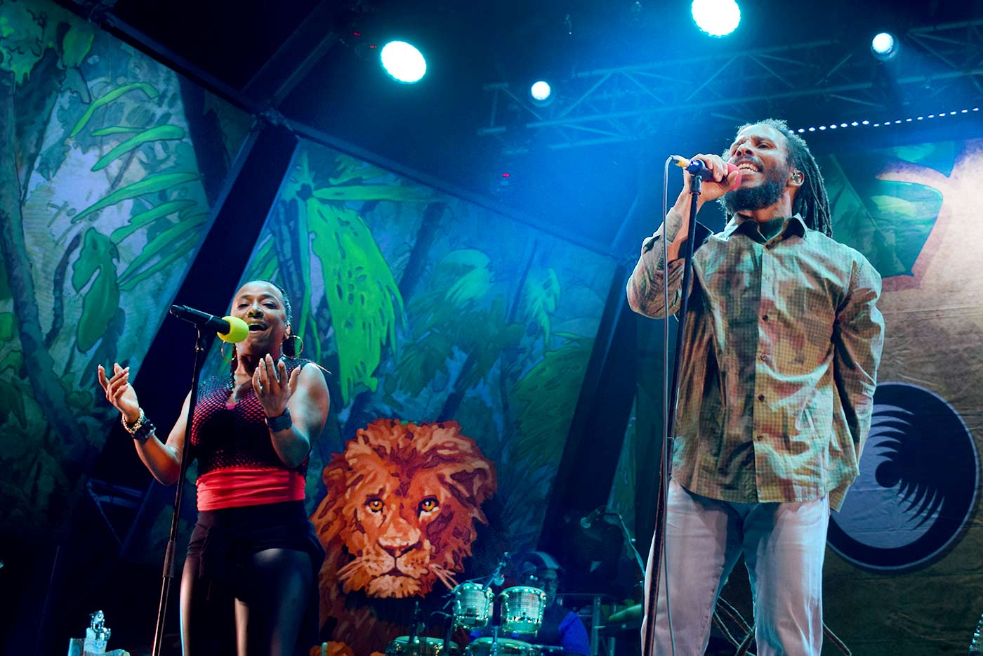 Rescatar La Tierra a ritmo de reggae