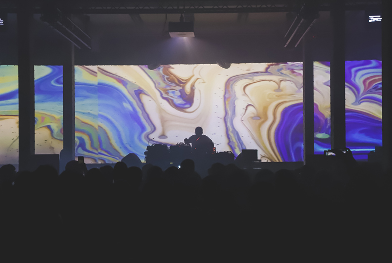 FLOATING POINTS XARLENE MIRA 2019