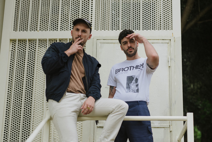 Hnos Munoz estrenan "Dame Sombra", nuevo adelanto de su próximo álbum