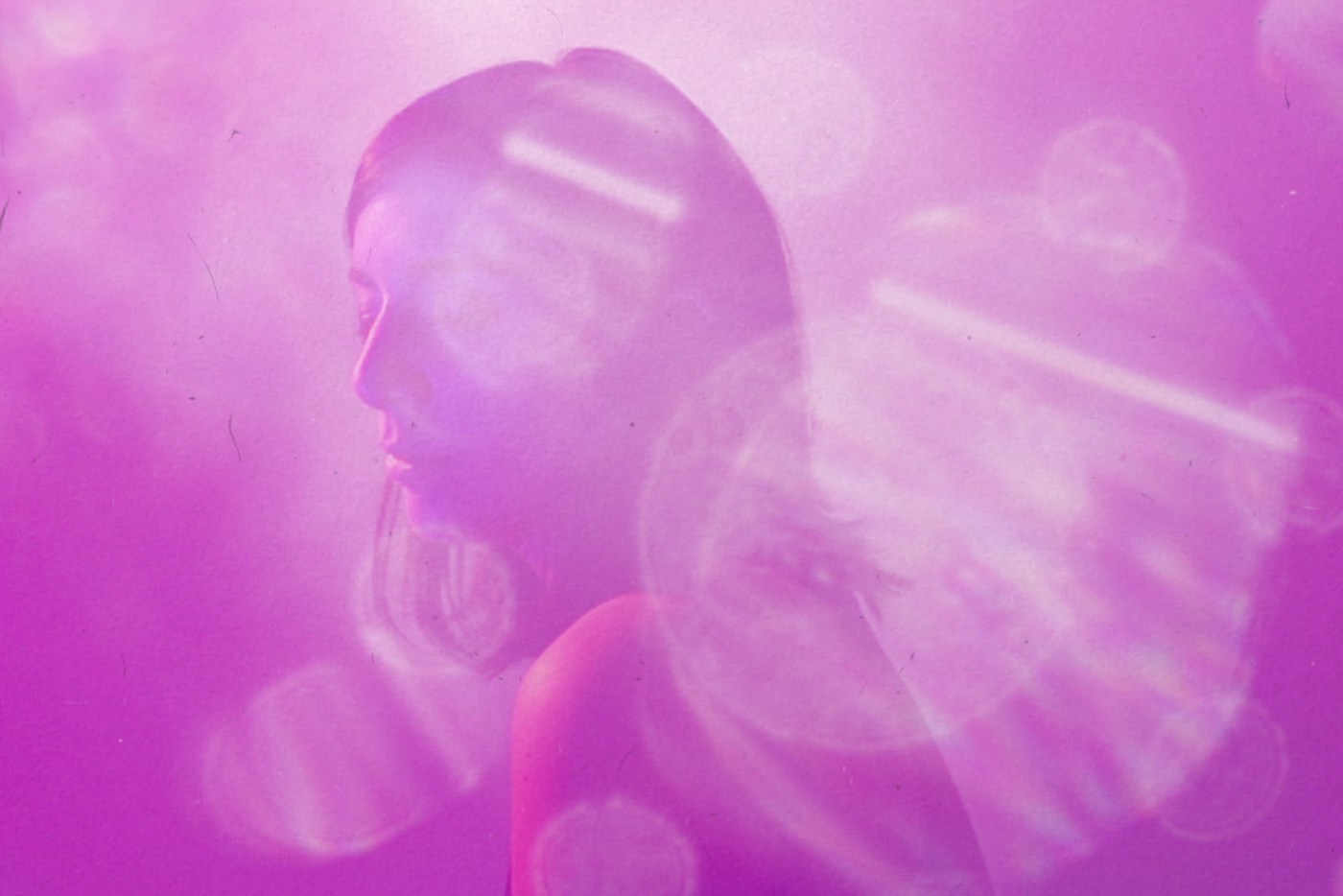 Estrenamos el video lyric del tema "Aware" de CARLA